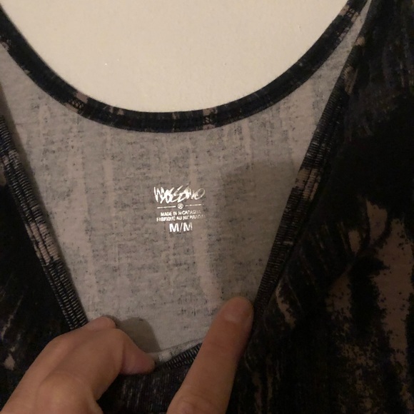 Tank top - Picture 2 of 3